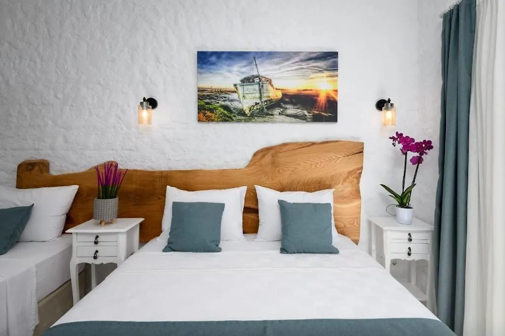 Fethi Baba Konagi Bed & Breakfast Alacati Turkey