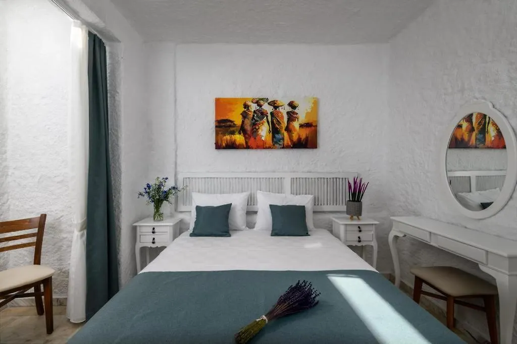 Fethi Baba Konagi Bed & Breakfast Alacati